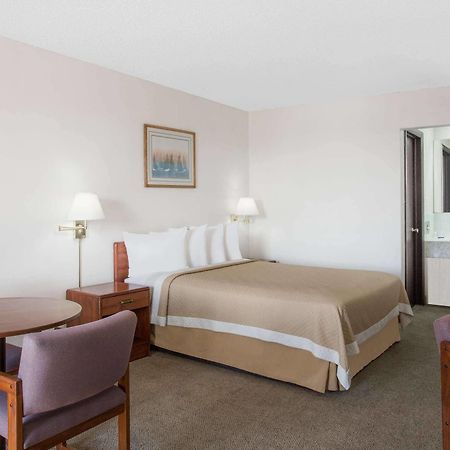 Days Inn By Wyndham Rock Springs Luaran gambar