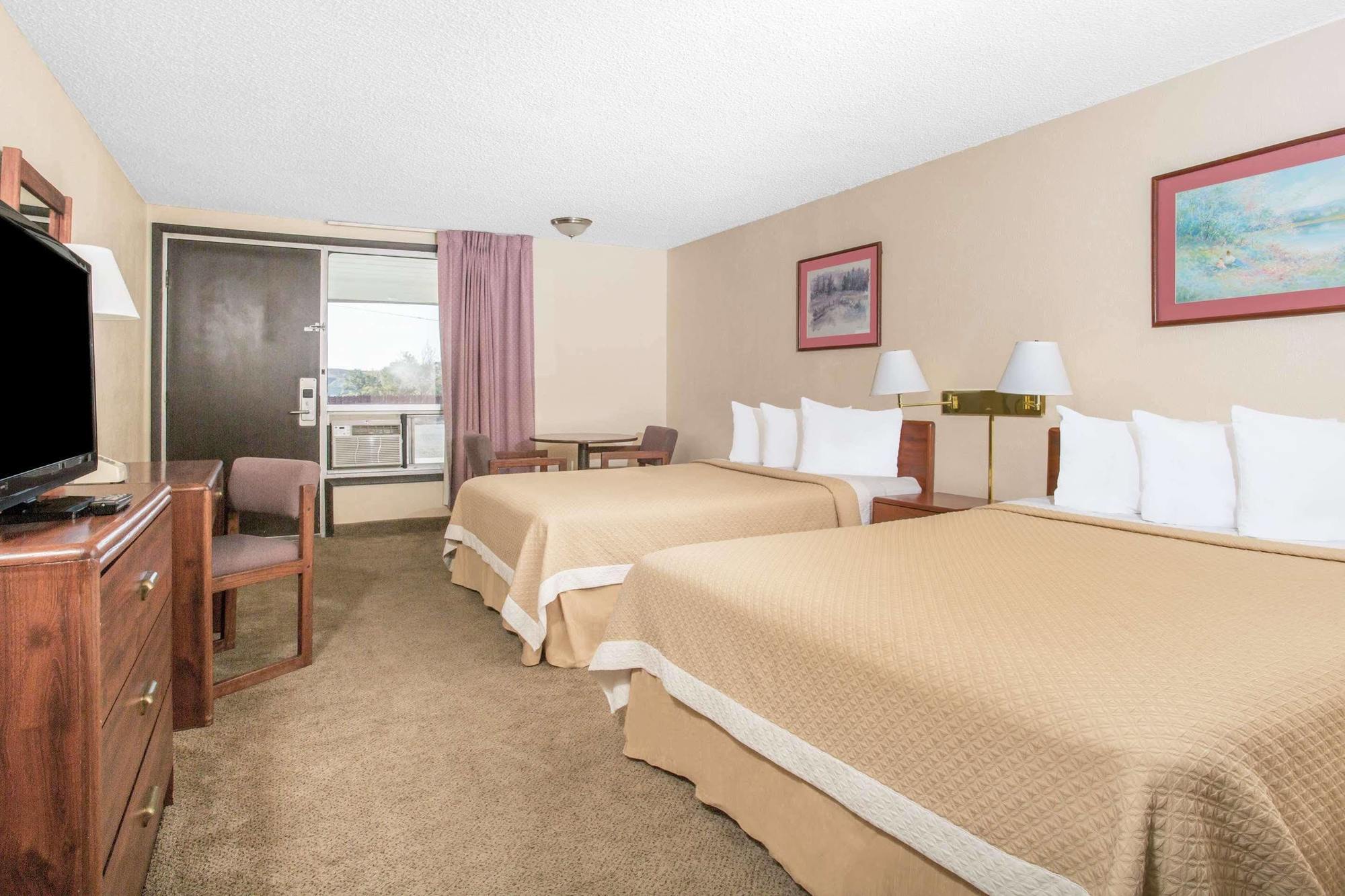 Days Inn By Wyndham Rock Springs Luaran gambar